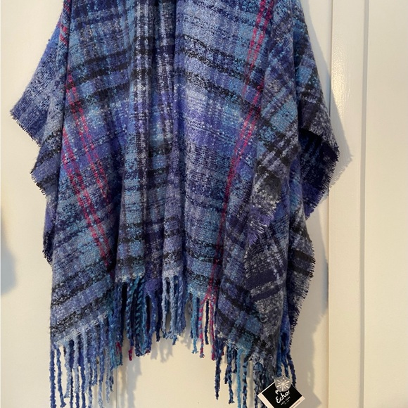 Gorgeous Colors! NWT Wrap!!! - Picture 6 of 6